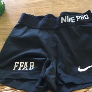 Nike pro dri-for xs black with fierckatz slogan